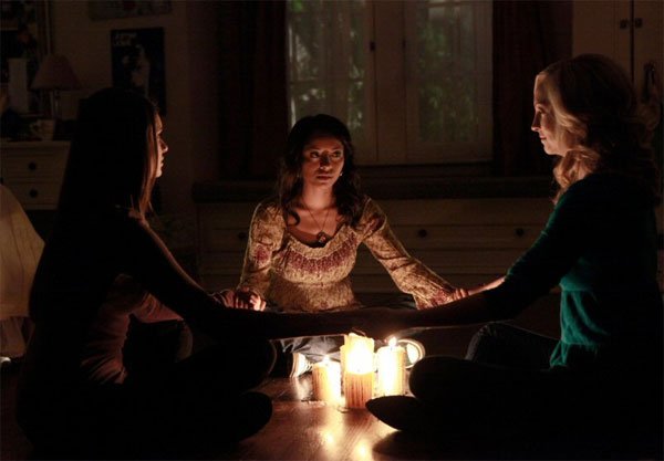 Capa do Seriado The Vampire Diaries Episódio S01E09
