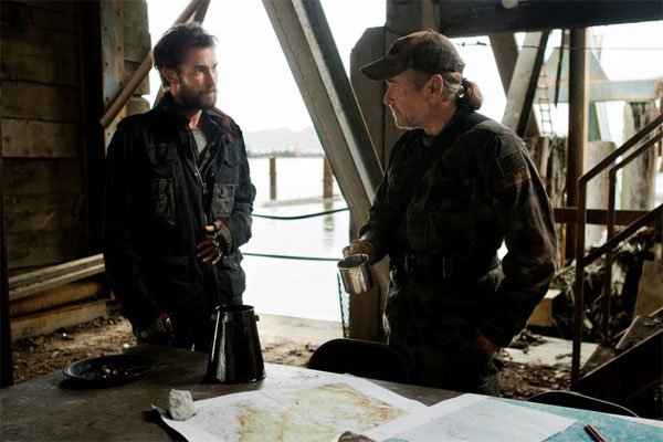 Capa do Seriado Falling Skies Episódio S02E02