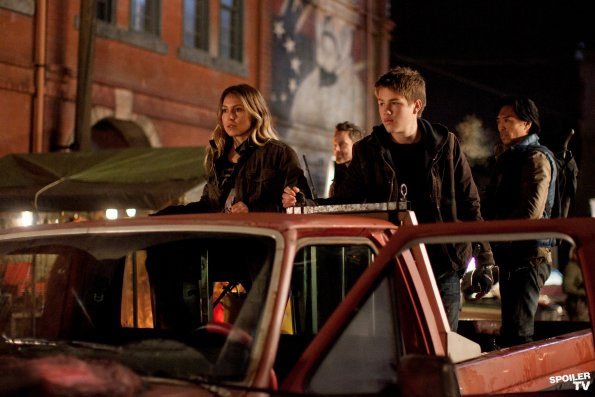 Capa do Seriado Falling Skies Episódio S02E04