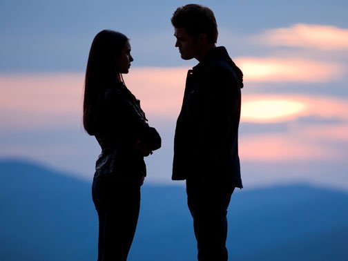 Capa do Seriado The Vampire Diaries Episódio S02E20