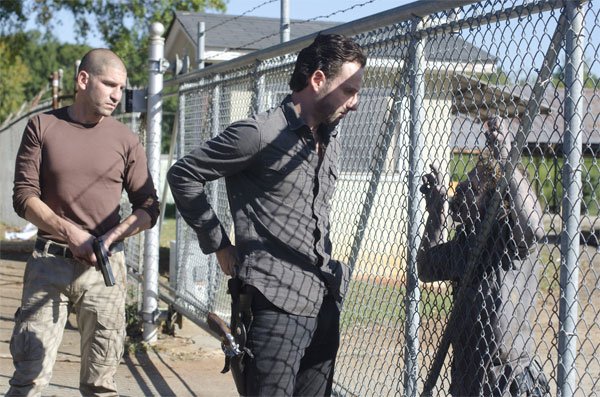 Capa do Seriado The Walking Dead Episódio S02E10